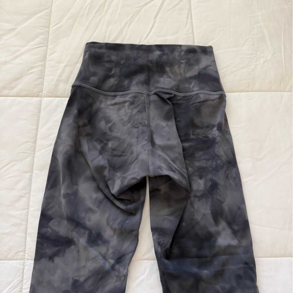 Lululemon leggings - Picture 5 of 7